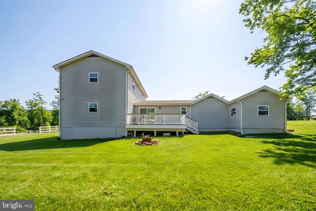 671 PINE RIDGE DR, Front Royal, VA 22630