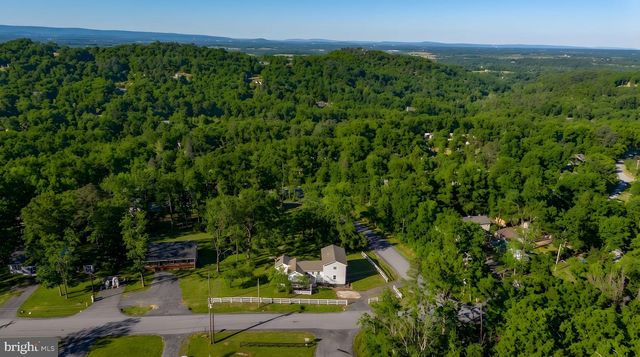 671 PINE RIDGE DR, Front Royal, VA 22630