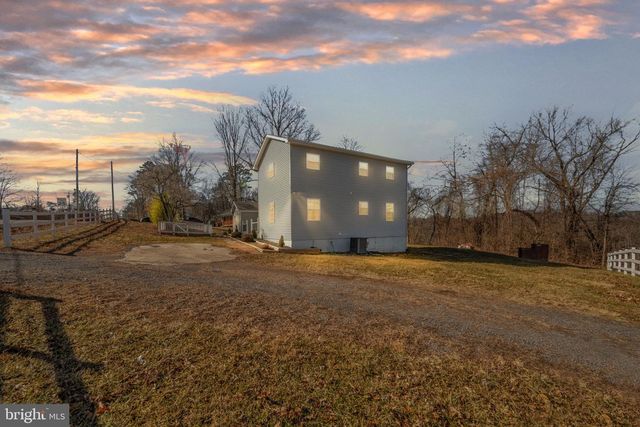671 PINE RIDGE DR, Front Royal, VA 22630