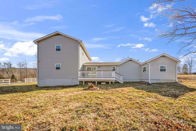 671 PINE RIDGE DR, Front Royal, VA 22630