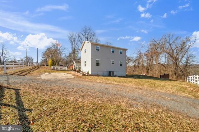 671 PINE RIDGE DR, Front Royal, VA 22630