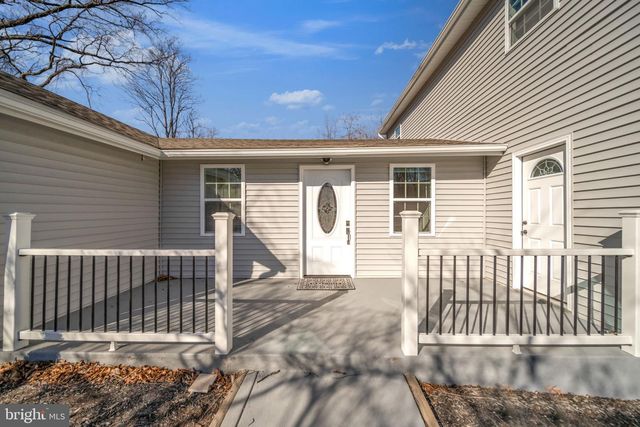 671 PINE RIDGE DR, Front Royal, VA 22630
