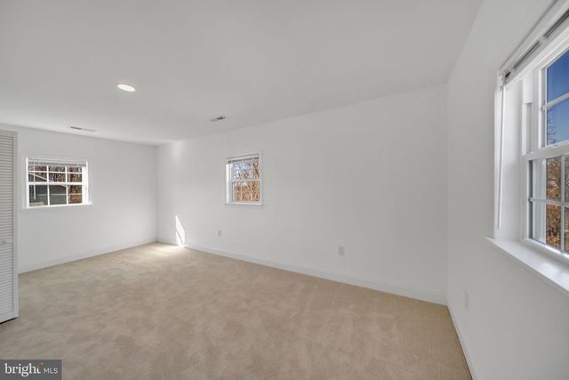 671 PINE RIDGE DR, Front Royal, VA 22630