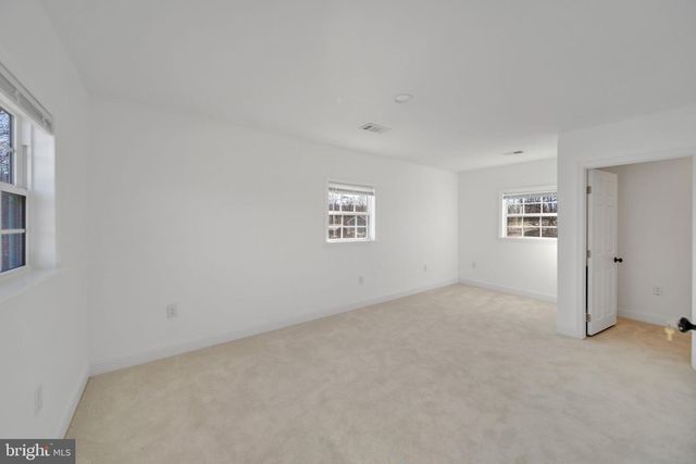 671 PINE RIDGE DR, Front Royal, VA 22630