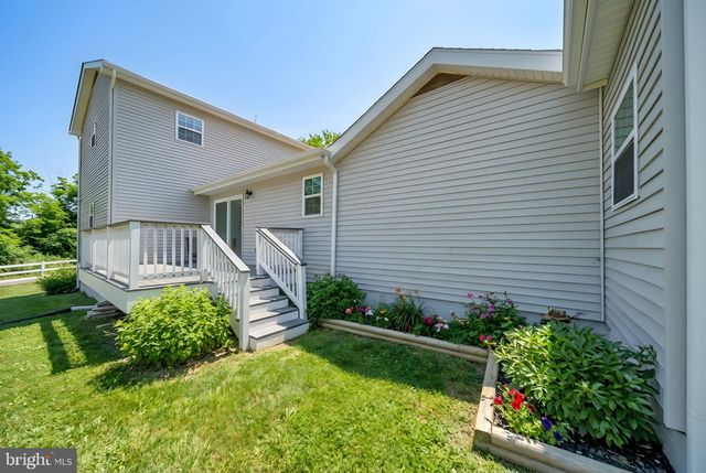 671 PINE RIDGE DR, Front Royal, VA 22630