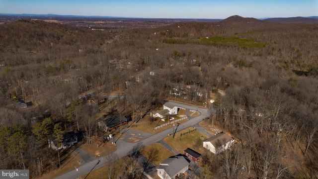 671 PINE RIDGE DR, Front Royal, VA 22630