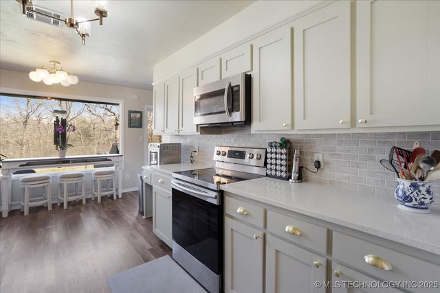 341 S Diamondhead Drive, Burneyville, OK 73430