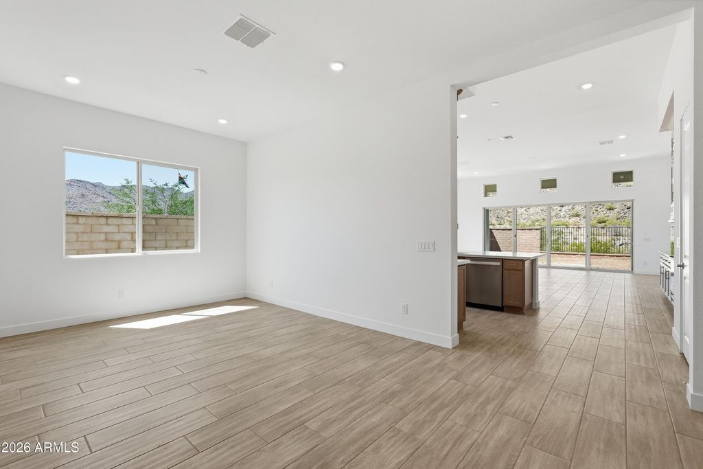 21286 W MARIPOSA Street, Buckeye, AZ 85396 — photo 5