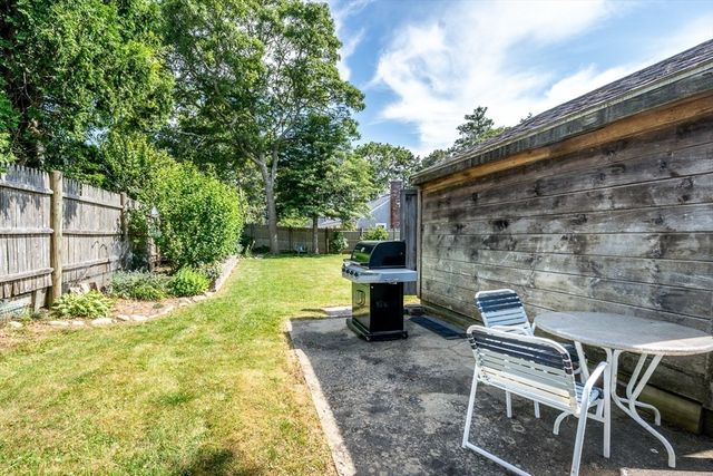 68 Fifth Ave, Barnstable, MA 02672