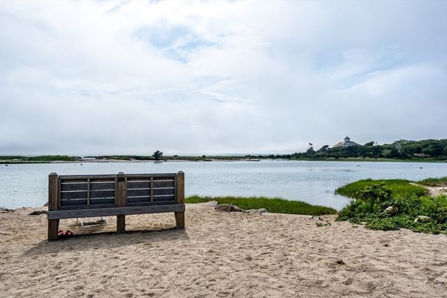68 Fifth Ave, Barnstable, MA 02672