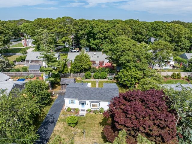 68 Fifth Ave, Barnstable, MA 02672
