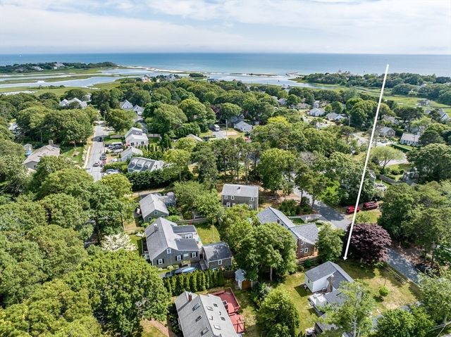 68 Fifth Ave, Barnstable, MA 02672