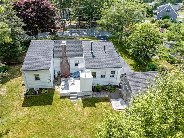 68 Fifth Ave, Barnstable, MA 02672