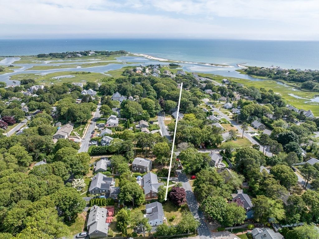 68 Fifth Ave, Barnstable, MA 02672