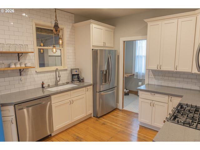 3014 DIVISION Ave, Vancouver, WA 98660