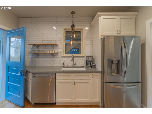 3014 DIVISION Ave, Vancouver, WA 98660