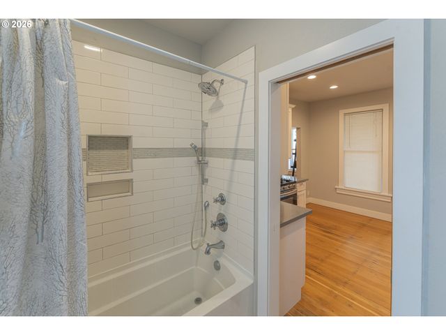 3014 DIVISION Ave, Vancouver, WA 98660