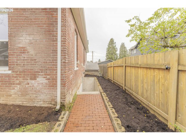 3014 DIVISION Ave, Vancouver, WA 98660