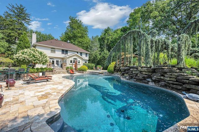 840 Blanch Avenue, Norwood, NJ 07648