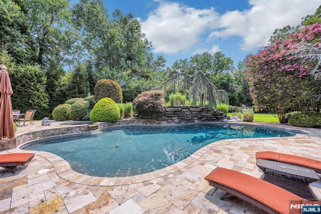 840 Blanch Avenue, Norwood, NJ 07648