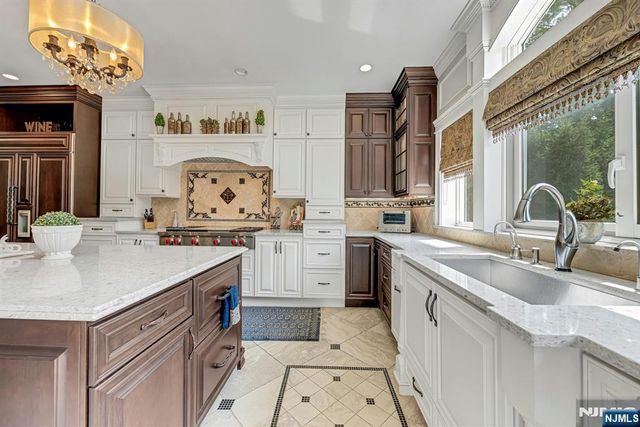 840 Blanch Avenue, Norwood, NJ 07648