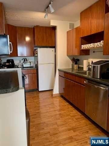 770 Anderson Avenue 10B, Cliffside Park, NJ 07010