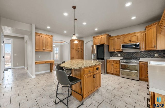 27115 480th Ave Avenue, Harrisburg, SD 57032