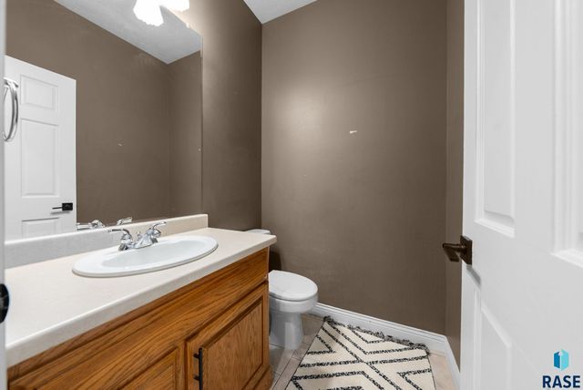 27115 480th Ave Avenue, Harrisburg, SD 57032