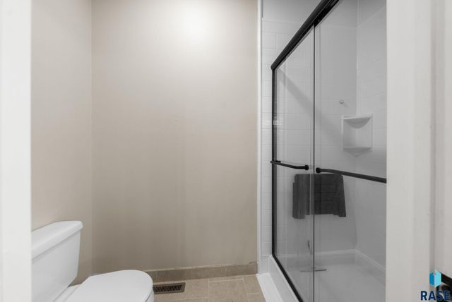 27115 480th Ave Avenue, Harrisburg, SD 57032