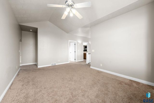 27115 480th Ave Avenue, Harrisburg, SD 57032