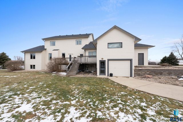 27115 480th Ave Avenue, Harrisburg, SD 57032