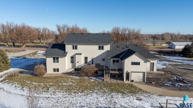 27115 480th Ave Avenue, Harrisburg, SD 57032