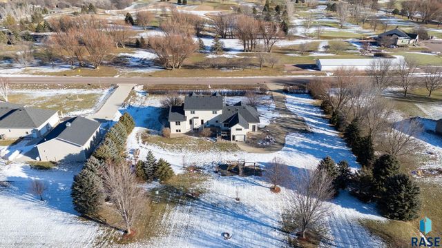 27115 480th Ave Avenue, Harrisburg, SD 57032