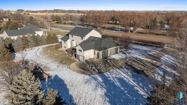27115 480th Ave Avenue, Harrisburg, SD 57032