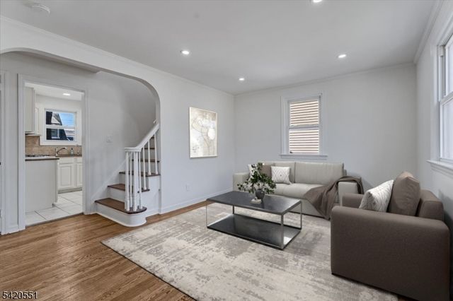 2 32Nd St, Fair Lawn Boro, NJ 07410