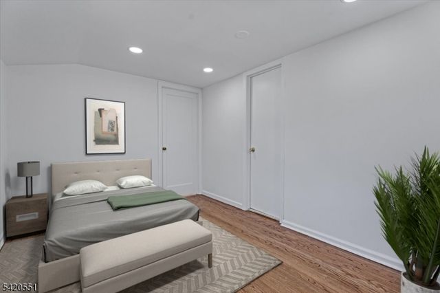 2 32Nd St, Fair Lawn Boro, NJ 07410