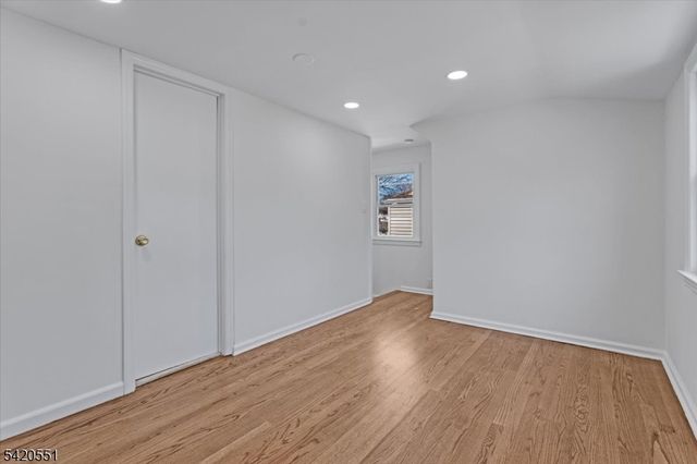 2 32Nd St, Fair Lawn Boro, NJ 07410