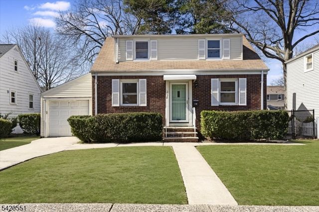 2 32Nd St, Fair Lawn Boro, NJ 07410