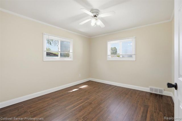31473 Hazelwood Street, Westland, MI 48186