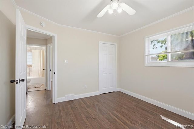 31473 Hazelwood Street, Westland, MI 48186