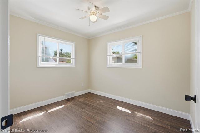 31473 Hazelwood Street, Westland, MI 48186