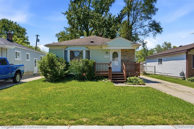 31473 Hazelwood Street, Westland, MI 48186