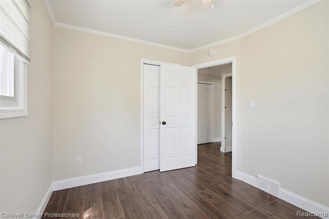 31473 Hazelwood Street, Westland, MI 48186