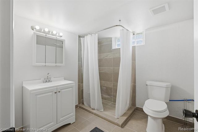 31473 Hazelwood Street, Westland, MI 48186