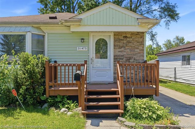 31473 Hazelwood Street, Westland, MI 48186