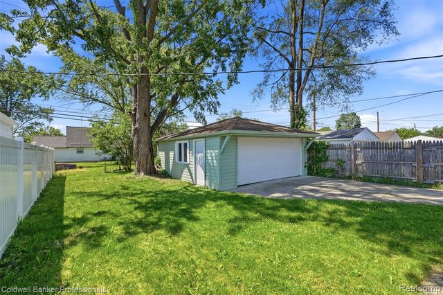 31473 Hazelwood Street, Westland, MI 48186