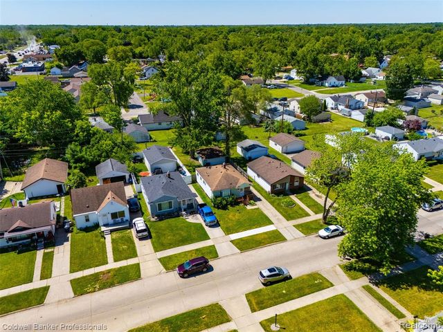 31473 Hazelwood Street, Westland, MI 48186