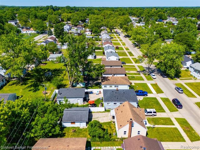 31473 Hazelwood Street, Westland, MI 48186