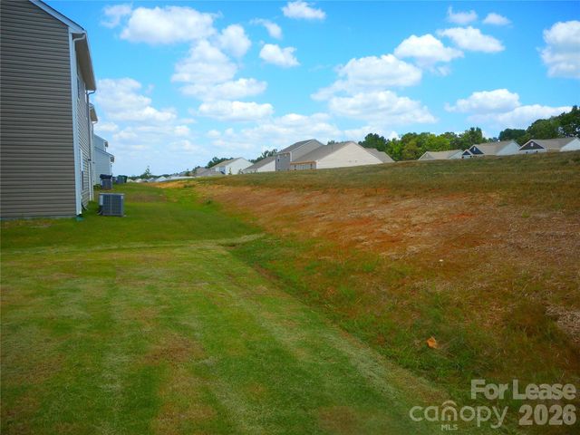 2329 Transatlantic Avenue, Charlotte, NC 28215