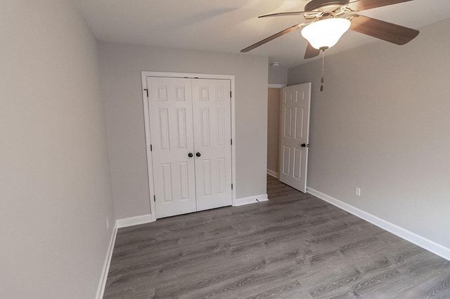 4705 DEHAVEN DR, Columbia, MO 65202